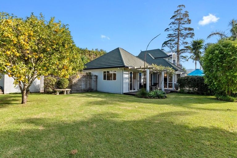 Photo of property in 98 Tangiteroria Lane, Pauanui, Hikuai, 3579