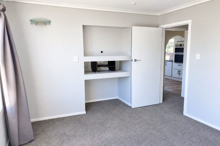 Photo of property in 12 Camellia Avenue, Bell Block, New Plymouth, 4312