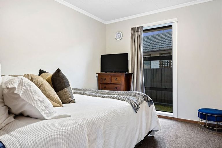 Photo of property in 77 Grampian Street, Casebrook, Christchurch, 8051