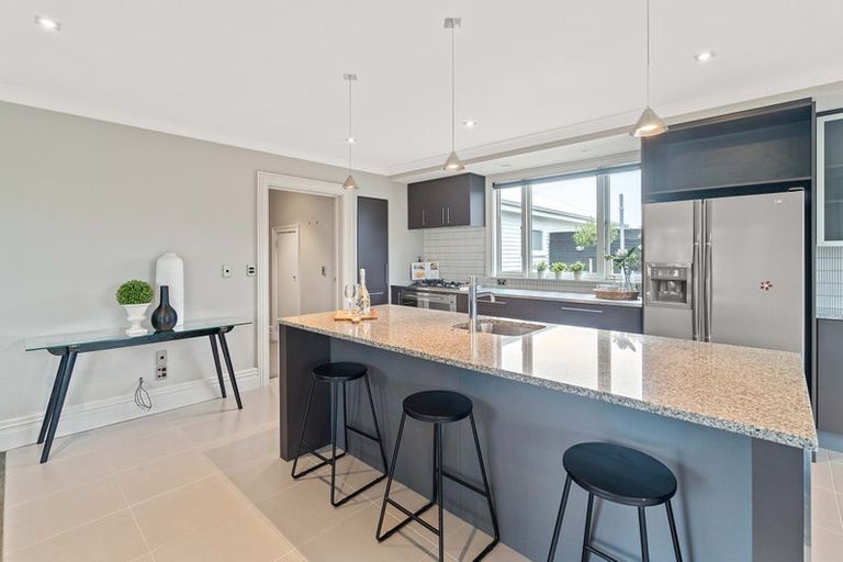 Photo of property in 27 Cairnbrae Drive, Prebbleton, 7604