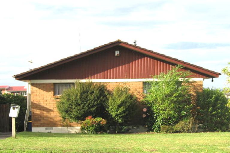 Photo of property in 10 Fitzwater Place, Henderson, Auckland, 0612