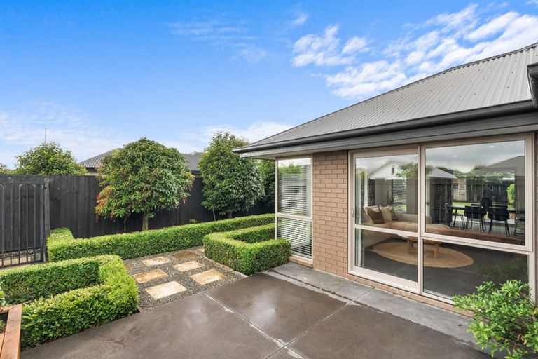 Photo of property in 7 Bamber Crescent, Halswell, Christchurch, 8025