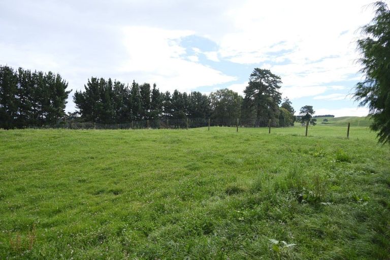 Photo of property in 804 Tukairangi Road, Kinloch, Taupo, 3385