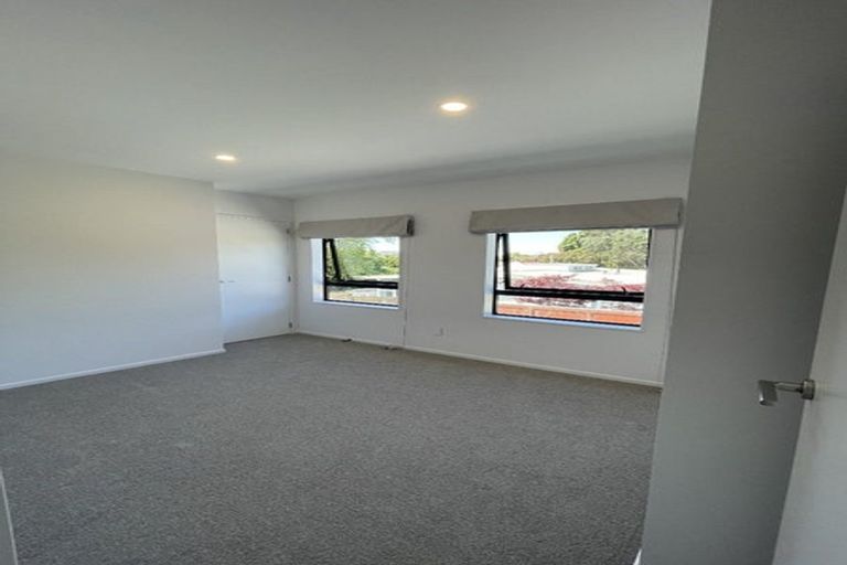 Photo of property in 2/13 Fancourt Street, Karori, Wellington, 6012