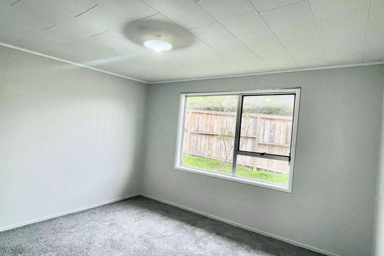 Photo of property in 13 Spinella Drive, Bayview, Auckland, 0629