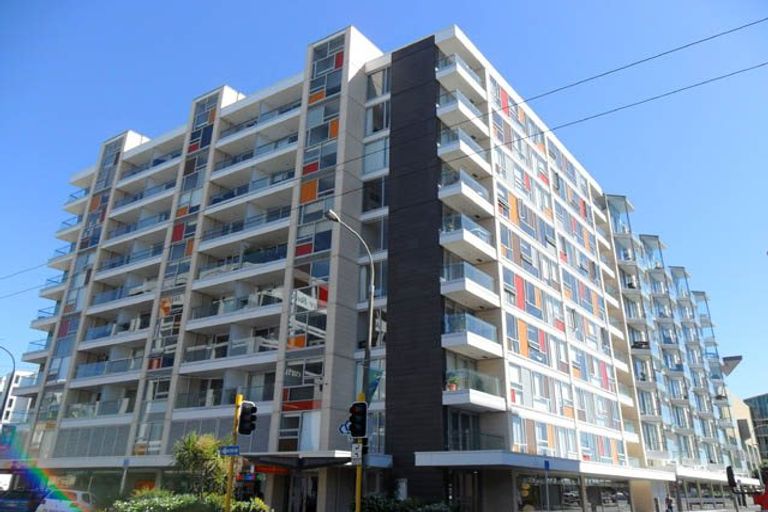 Photo of property in Monument Apartments, 8d/245 Wakefield Street, Te Aro, Wellington, 6011