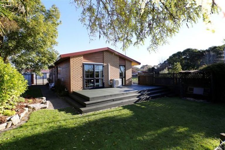 Photo of property in 1 Cromwell Drive, Fitzroy, Hamilton, 3206