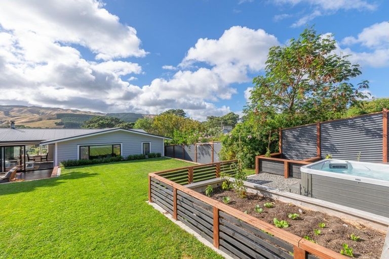 Photo of property in 120 Rawhiti Road, Pukerua Bay, 5026