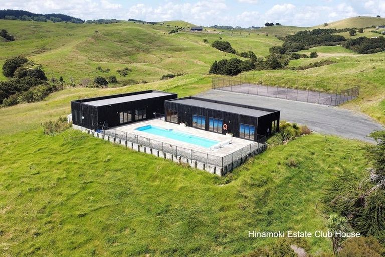 Photo of property in 10 Barnfield Road, Kaiwaka, 0573