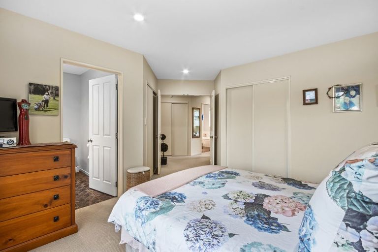 Photo of property in 22 Garforth Green, Halswell, Christchurch, 8025