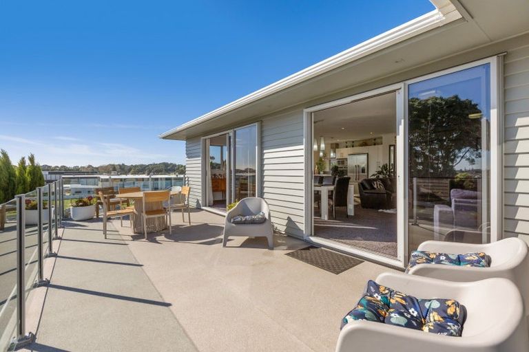 Photo of property in 48 Browne Street, Waitara, 4320