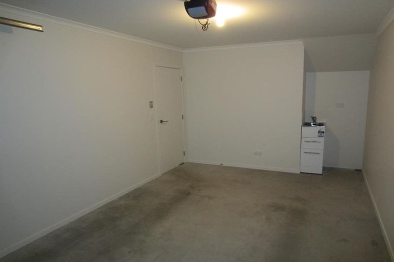 Photo of property in 71 Chiefs Court, Hamilton East, Hamilton, 3216