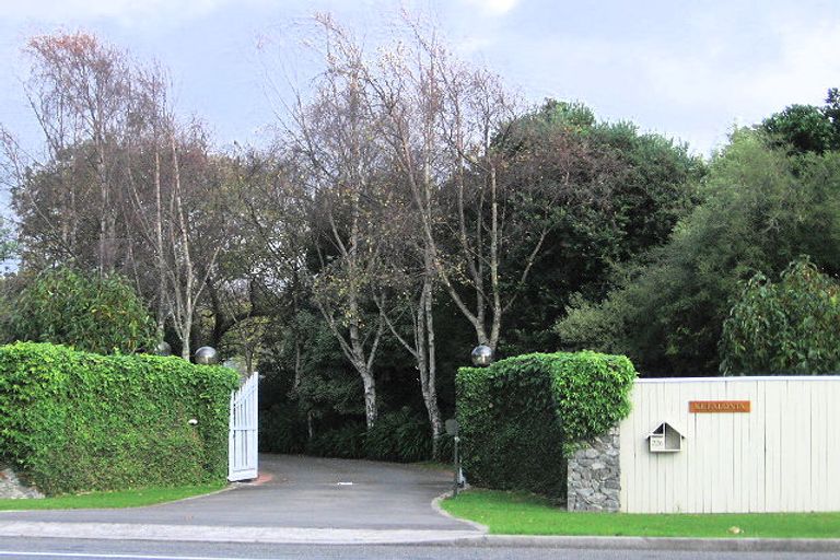 Photo of property in 226 Te Moana Road, Waikanae, 5036