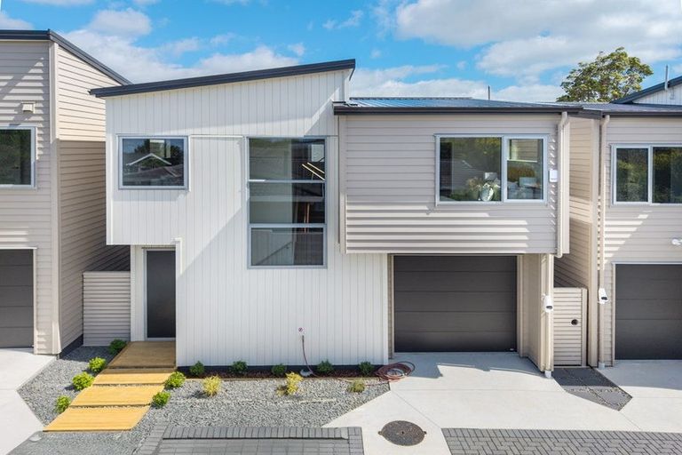 Photo of property in 13b Liam Place, Half Moon Bay, Auckland, 2012