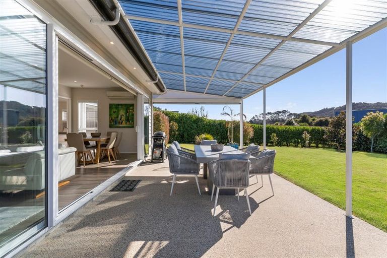 Photo of property in 6 Fruitlands Road, Kumeu, 0810