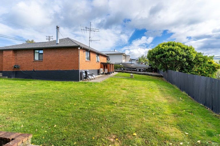 Photo of property in 2 Flower Street, Fairfield, Dunedin, 9018
