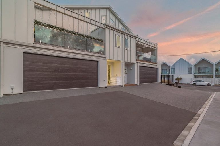 Photo of property in 144a Marine Parade, New Brighton, Christchurch, 8083