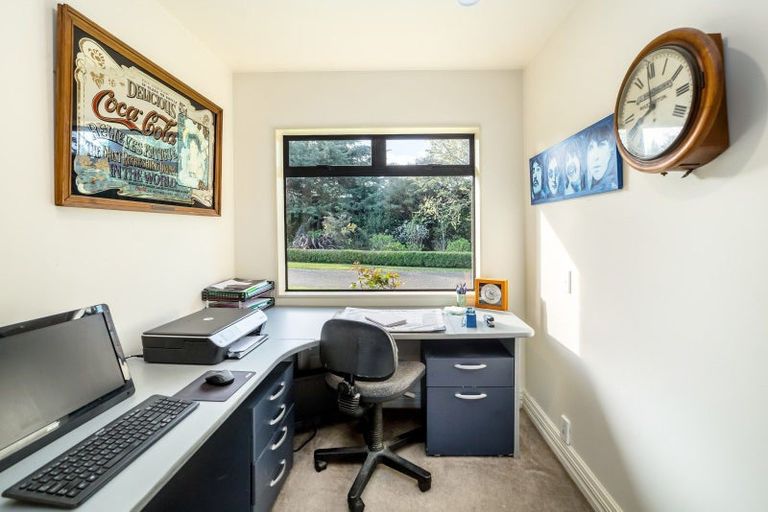 Photo of property in 36 Papawai Road, Greytown, 5794