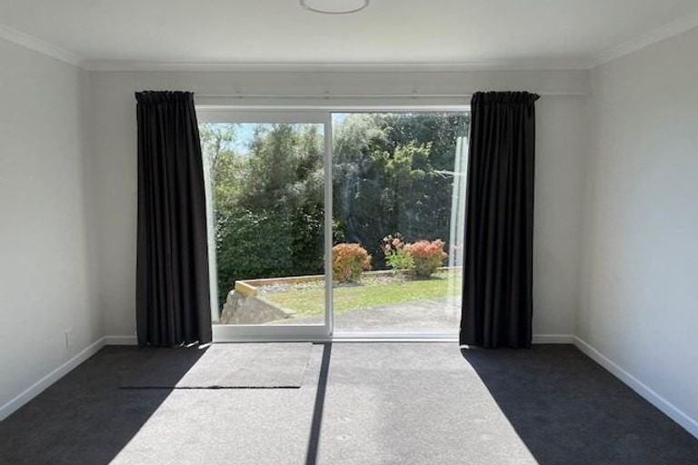 Photo of property in 41 Eskdale Road, Papakowhai, Porirua, 5024