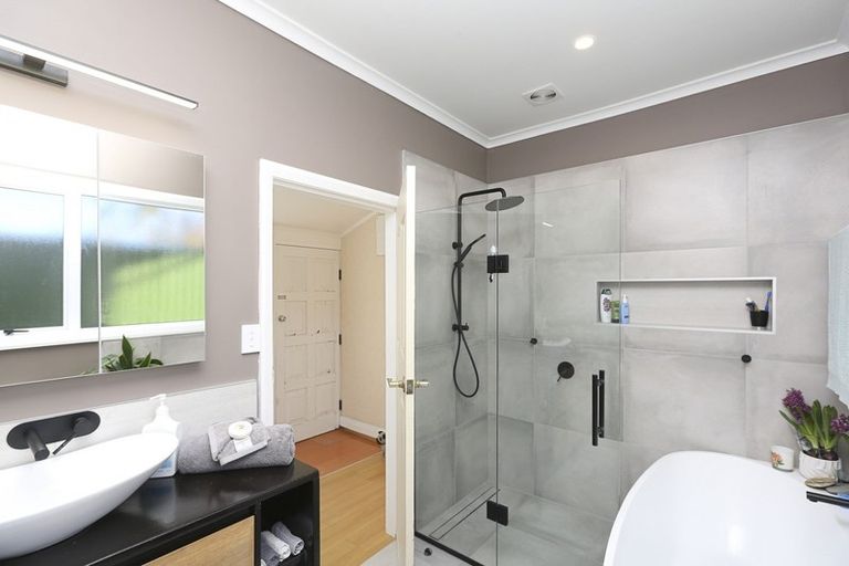 Photo of property in 1/46 Blake Street, Waitara, 4320