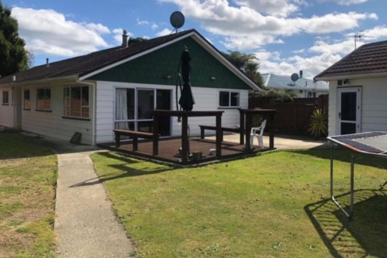 Photo of property in 160 Bartholomew Road, Levin, 5510