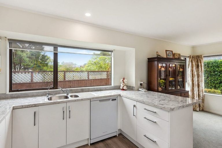 Photo of property in 115 Hillcrest Road, Raumati Beach, Paraparaumu, 5032