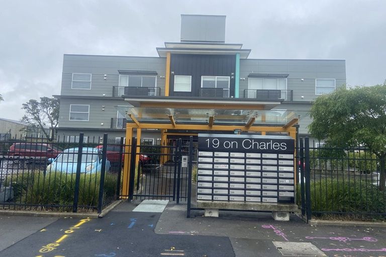 Photo of property in 19 Charles Street, Papatoetoe, Auckland, 2025