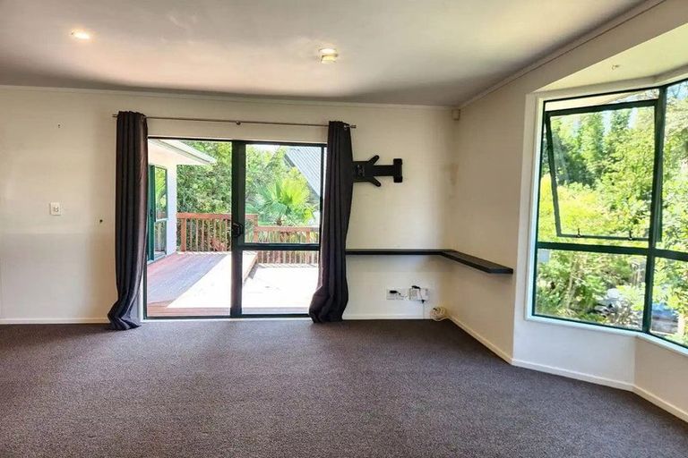 Photo of property in 51b Clayburn Road, Glen Eden, Auckland, 0602