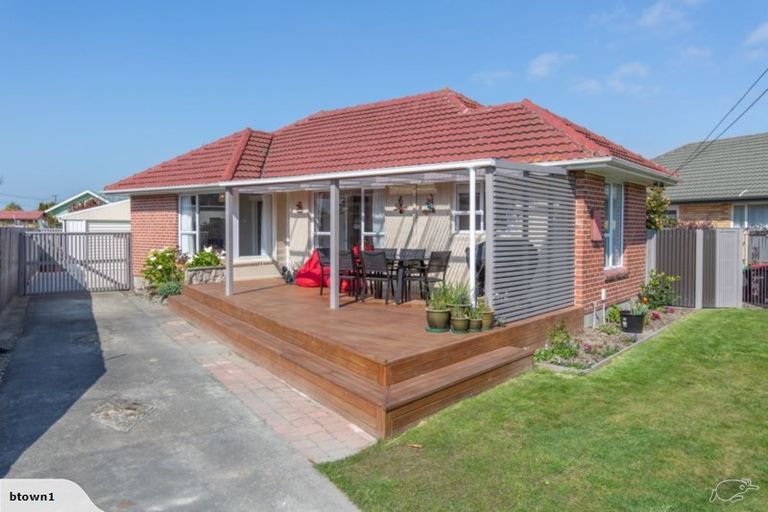 Photo of property in 26 Pembroke Street, Avondale, Christchurch, 8061