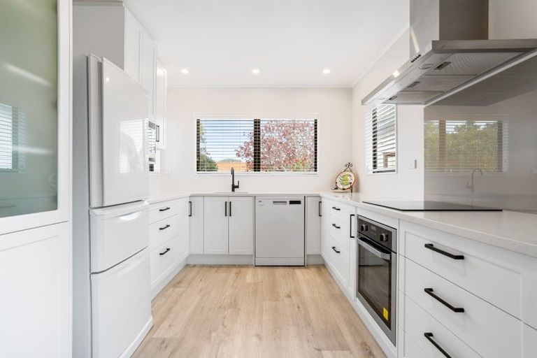 Photo of property in 135 Everitt Crescent, Whangamata, 3620