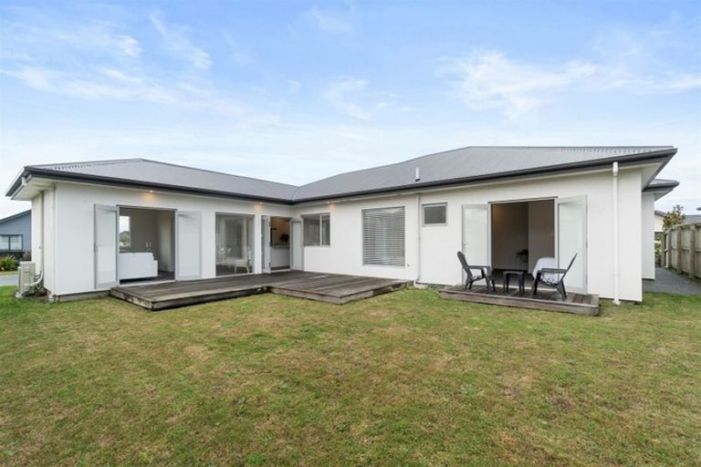 Photo of property in 61 Shadbolt Lane, Rolleston, 7614