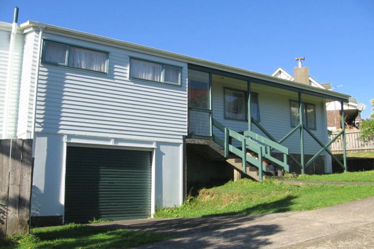 Photo of property in 64 Rajkot Terrace, Broadmeadows, Wellington, 6035