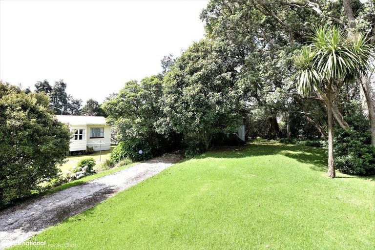 Photo of property in 52 Mako Avenue, Whiritoa, Whangamata, 3691