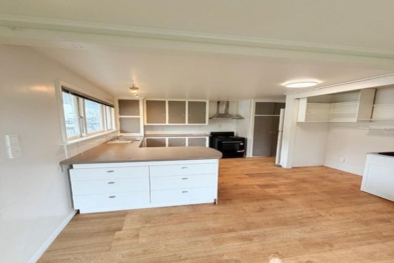 Photo of property in 10a Epsom Road, Sockburn, Christchurch, 8042