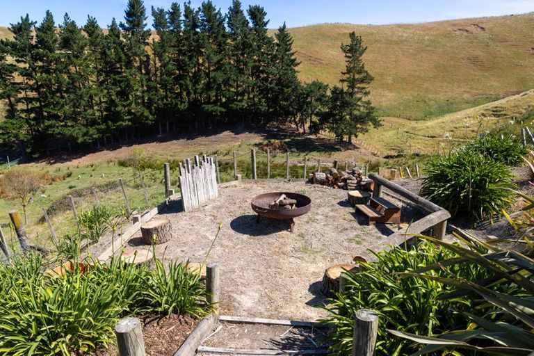 Photo of property in 690 Swamp Road, Puketapu, Napier, 4183