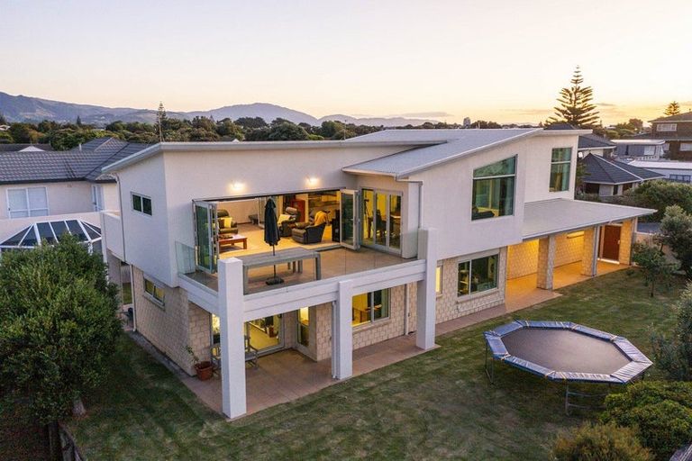 Photo of property in 177a Manly Street, Paraparaumu Beach, Paraparaumu, 5032