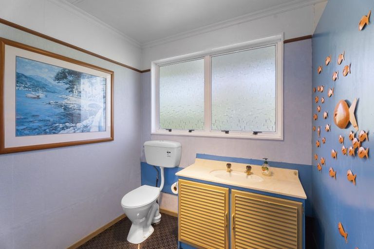 Photo of property in 284 High Street, Eltham, 4322