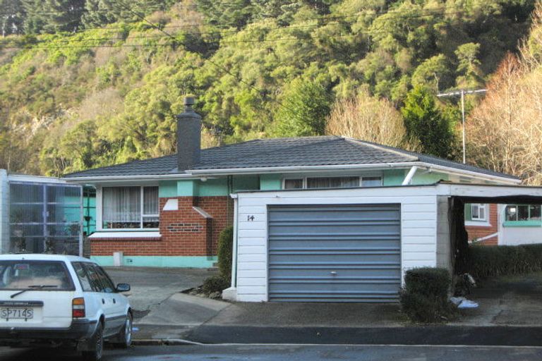 Photo of property in 14 Mcglashan Street, Glenleith, Dunedin, 9010