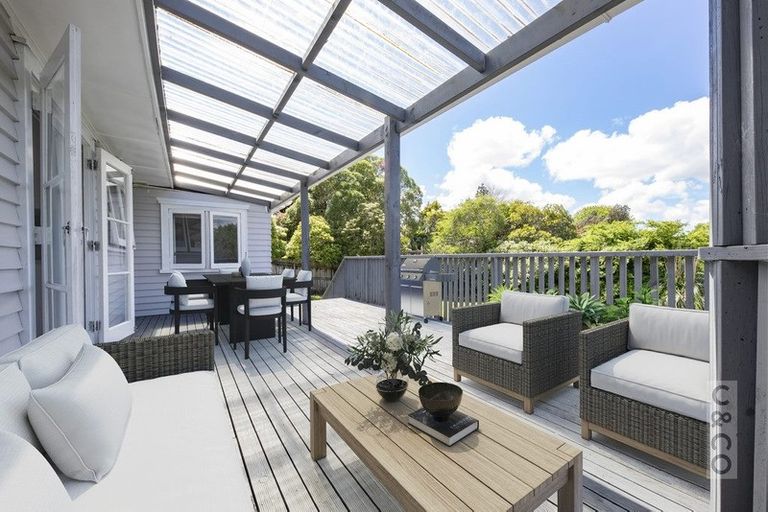 Photo of property in 28 Weza Lane, Kumeu, 0810