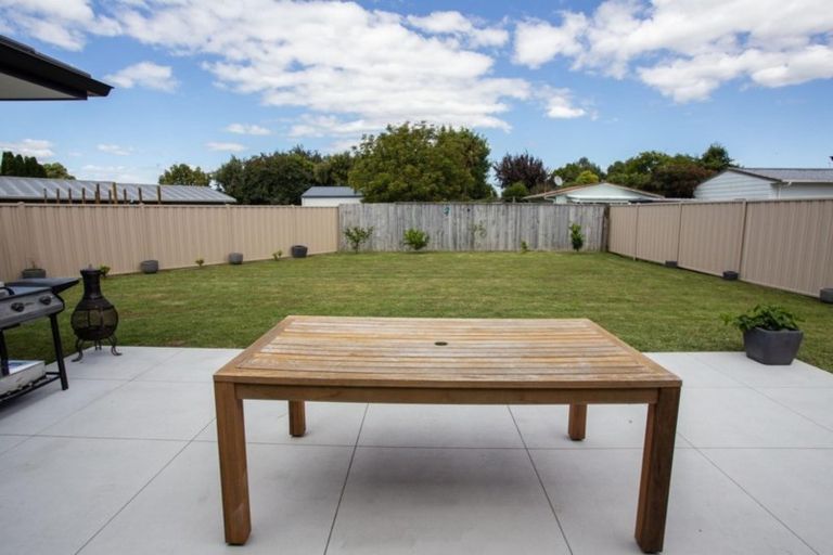 Photo of property in 22f Clive Road, Katikati, 3129