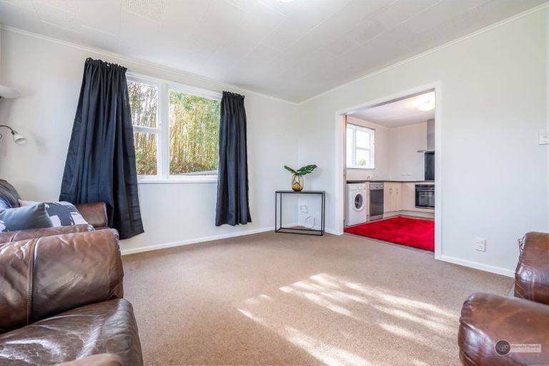Photo of property in 2/121 Clouston Park Road, Clouston Park, Upper Hutt, 5018