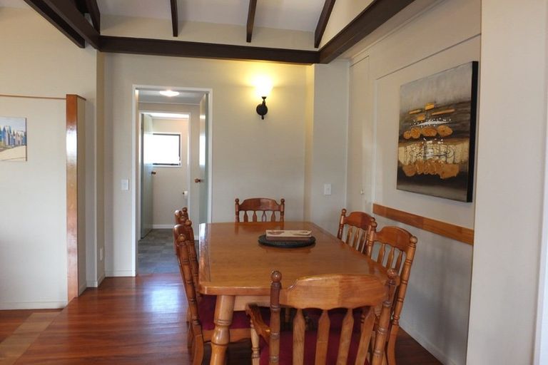 Photo of property in 30 Pratt Avenue, Foxton Beach, Foxton, 4815