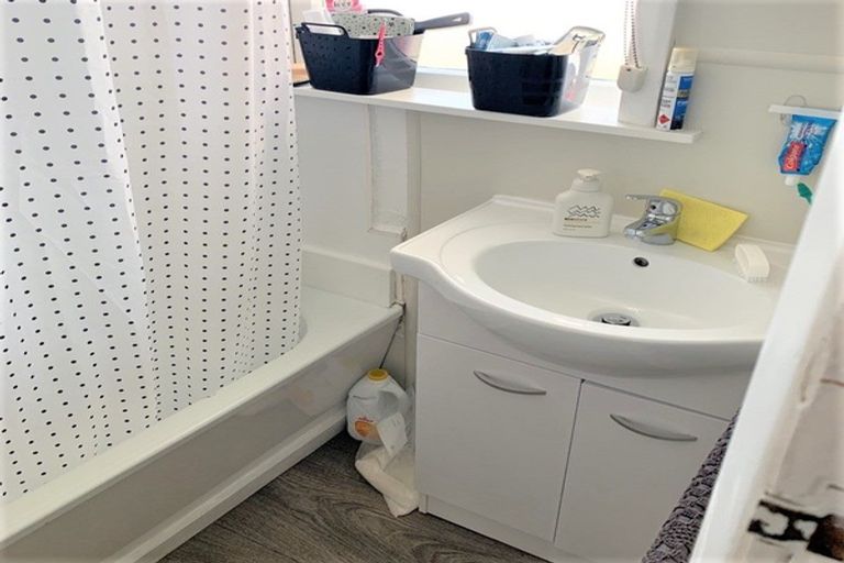 Photo of property in 8 Maire Street, Levin, 5510