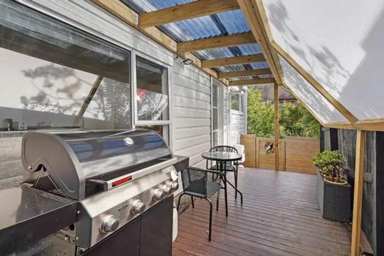 Photo of property in 3a Palmer Crescent, Mission Bay, Auckland, 1071