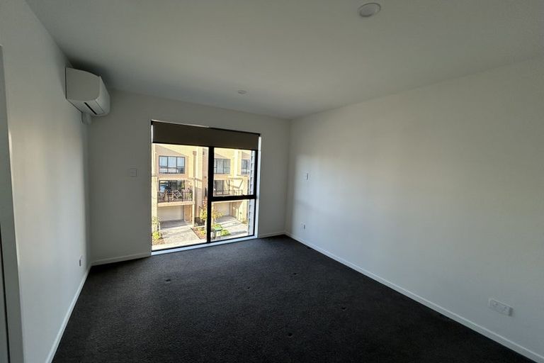 Photo of property in 13 Falcon Crescent, Hobsonville, Auckland, 0618