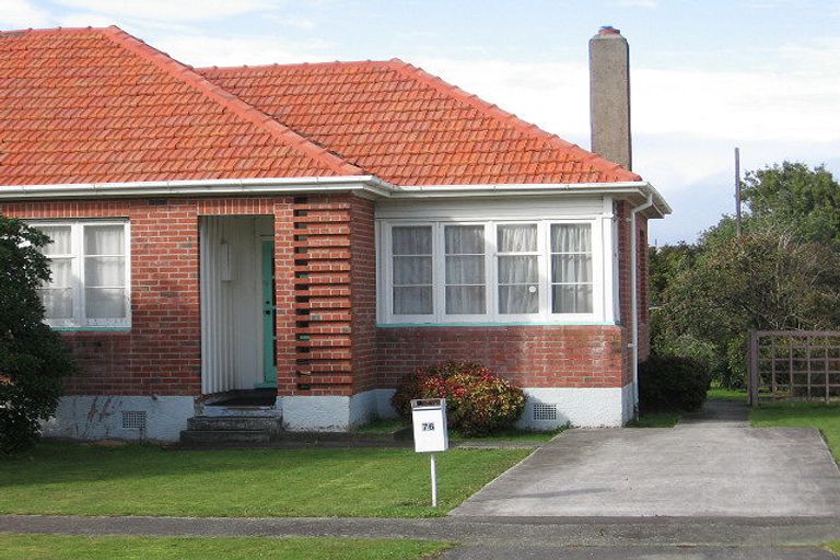 Photo of property in 76 Manson Street, Terrace End, Palmerston North, 4410