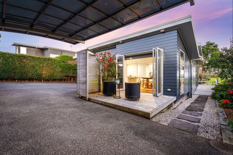 Photo of property in 14a Wellesley Road, Mangere Bridge, Auckland, 2022