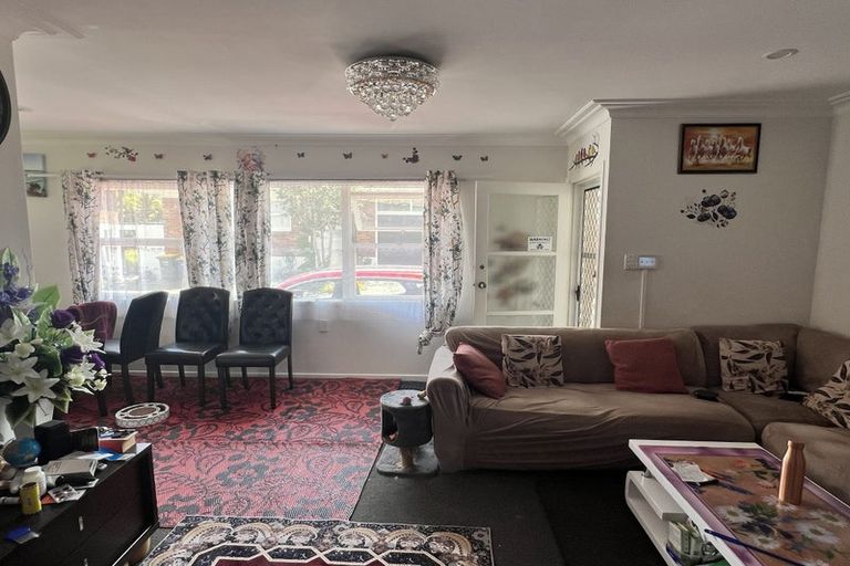 Photo of property in 6/162 Onewa Road, Northcote, Auckland, 0627