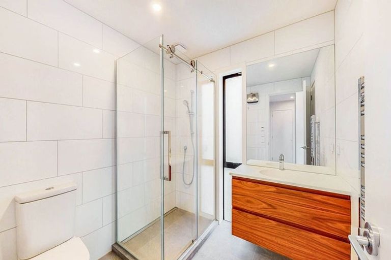 Photo of property in 79 Kotare Street, Waikanae, 5036