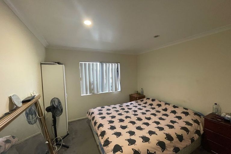 Photo of property in 12 Carn Place, Weymouth, Auckland, 2103